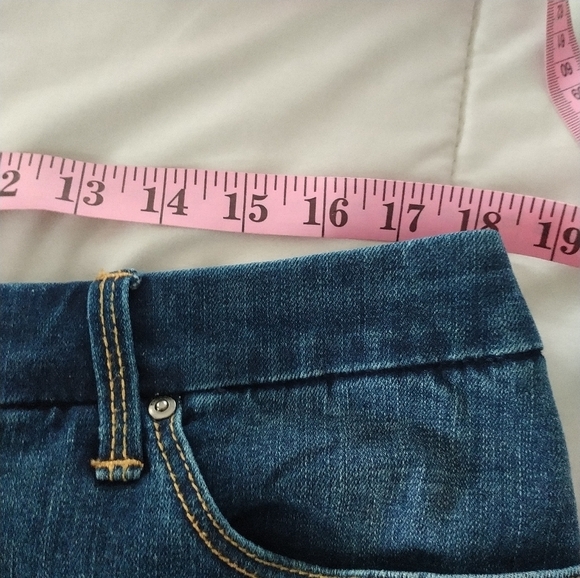 Chico's the So Lifting Slim Leg Dark Wash Jeans 2.5 - Picture 9 of 10